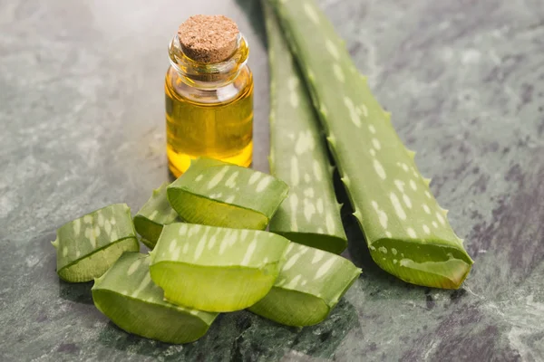 Bouteille Huile Aloe Vera — Photo