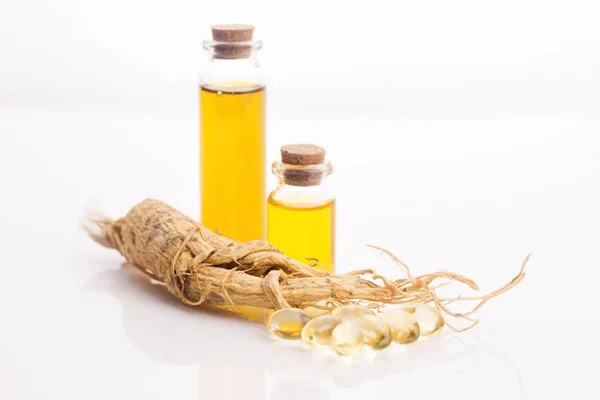 Extract Ginseng Root — Stock Photo, Image