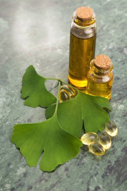 Gerekli yağlı ginkgo