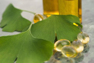 Gerekli yağlı ginkgo