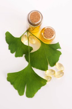 Gerekli yağlı ginkgo