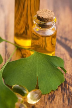 Gerekli yağlı ginkgo