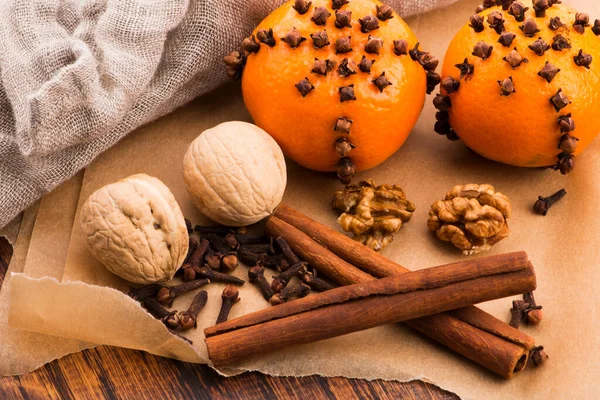 Weihnachtsdekoration Orange Früchte Kräuter Backen Bäckerei — Stockfoto