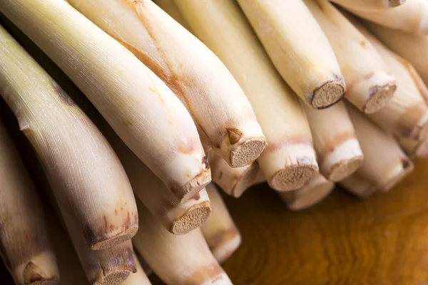 Hierba Limón Sobre Fondo Madera —  Fotos de Stock