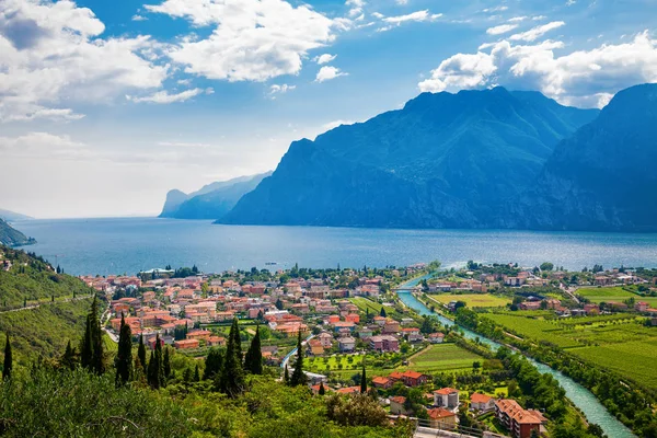 Nago Torbole e rio Sarca — Fotografia de Stock