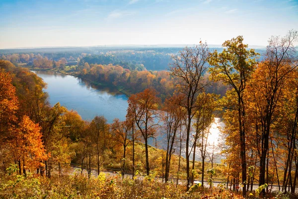 Herbstlicher Blick auf den Fluss Neris — Stockfoto