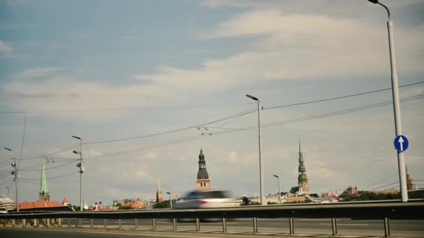 Time Lapse Sul Vant Bridge Nel Centro Riga — Video Stock
