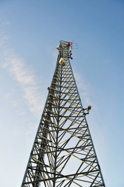 Hücresel İletişim için açık hava anteniName