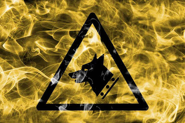 Сигнал Тревоги Сторожевого Пса Треугольный Знак Опасности Дымовой Фон — стоковое фото