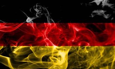 Siyah bir arka plan üzerinde duman Almanya bayrağı 