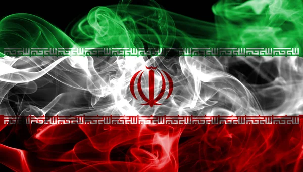伊朗在黑色背景上吸烟旗 — 图库照片