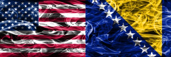Estados Unidos Bósnia Herzegovina Conceito Bandeiras Fumaça Colocado Lado Lado — Fotografia de Stock