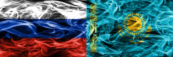 Ryssland Kazakstan Rök Flaggor Placeras Sida Vid Sida — Stockfoto