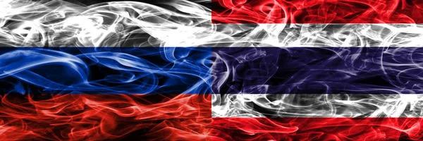 Russie Thaïlande Drapeaux Fumée Placés Côte Côte — Photo
