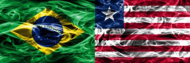 Brezilya vs Liberya duman bayrakları yan yana yerleştirilmiş