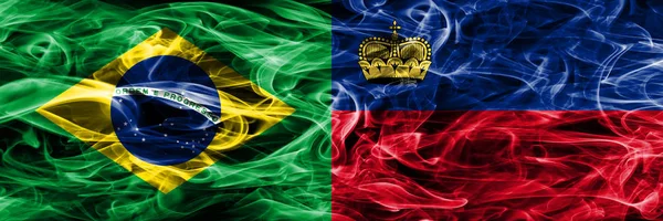 Бразилия Против Лихтенштейнского Дымового Флага — стоковое фото