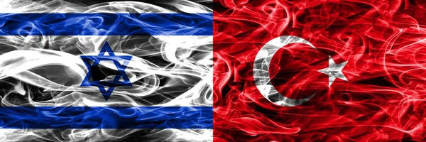 Bandiere Fumogene Israele Contro Turchia Affiancate Bandiera Israeliana Turca Insieme — Foto Stock