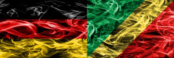 Deutschland Gegen Kongo Rauchfahnen Nebeneinander Platziert Deutsche Und Kongofahne Gemeinsam — Stockfoto