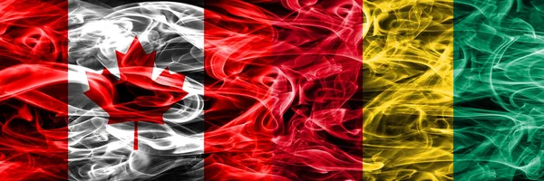 Kanada Guinea Kouřit Příznaky Které Jsou Umístěny Vedle Sebe Kanadské — Stock fotografie