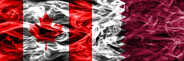 Kanada Qatar Rök Flaggor Placeras Sida Vid Sida Kanadensiska Och — Stockfoto