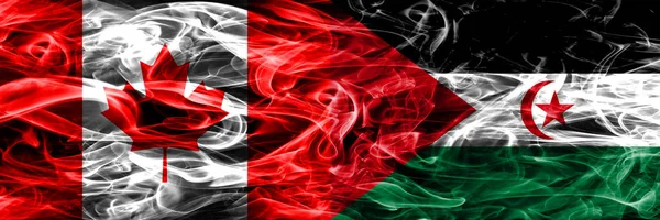 Kanada Sahrawi Rauchfahnen Nebeneinander Platziert Kanadische Und Sahrawische Flagge Zusammen — Stockfoto