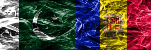 Bandeiras Fumaça Paquistão Andorra Colocadas Lado Lado Bandeiras Fumo Sedoso — Fotografia de Stock