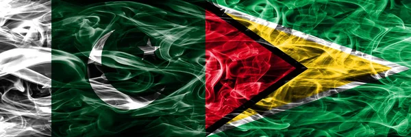 Pákistán Guyana Kouřit Příznaky Které Jsou Umístěny Vedle Sebe Silný — Stock fotografie