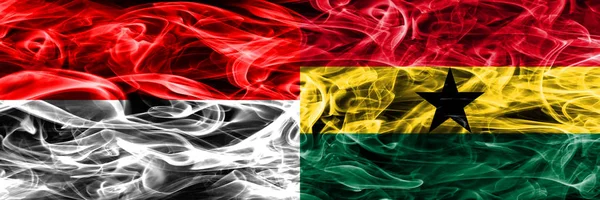Индонезия Гана Дымовые Флаги Помещены Бок Бок Толстые Шёлковые Дымовые — стоковое фото