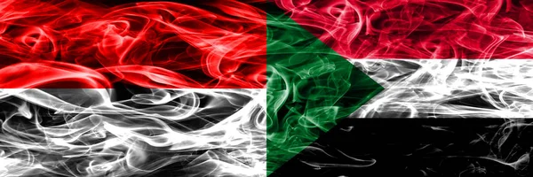 Ινδονησία Σουδάν Καπνίζουν Σημαίες Που Τοποθετούνται Δίπλα Δίπλα Χοντρό Χρωματιστό — Φωτογραφία Αρχείου