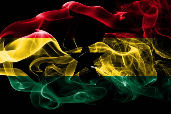 ガーナの国旗は 黒の背景に分離された色の煙から作られました 抽象的な絹のような波の背景 — ストック写真
