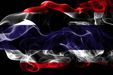 Tayland ulusal bayrak renkli duman siyah arka plan üzerine izole yapılmış. Soyut ipeksi dalga arka plan.