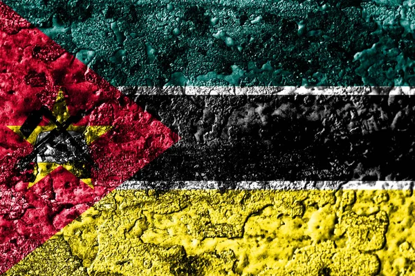 Moçambique Grunge Rostig Metall Konsistens Flagga Rost Metall Bakgrund — Stockfoto