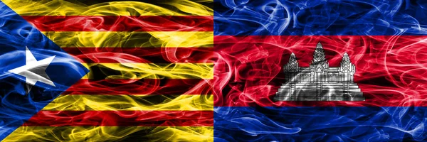 Catalonia Camboja Copiam Bandeiras Fumaça Colocadas Lado Lado Bandeiras Fumaça — Fotografia de Stock