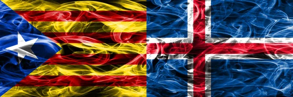 Catalonia Islândia Copiam Bandeiras Fumaça Colocadas Lado Lado Bandeiras Fumaça — Fotografia de Stock