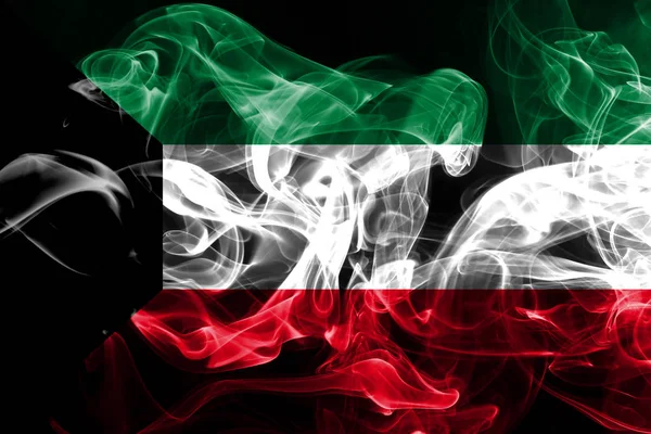 Bandiera Nazionale Del Kuwait Fatta Fumo Colorato Isolato Sfondo Nero — Foto Stock