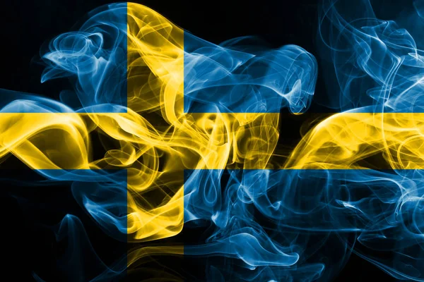 Bandeira Nacional Suécia Feita Fumaça Colorida Isolada Fundo Preto — Fotografia de Stock