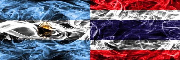 Argentyna Tajlandia Pali Flagi Umieszczone Obok Siebie Grube Kolorowe Jedwabiste — Zdjęcie stockowe