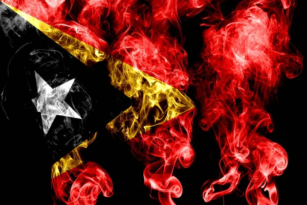 Nationalflagge Von Osttimor Aus Farbigem Rauch Isoliert Auf Schwarzem Hintergrund — Stockfoto