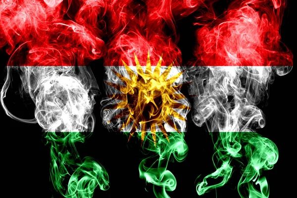 Színes Füst Elszigetelt Fekete Háttér Kurdisztán Készült Másolat Nemzeti Zászlaja — Stock Fotó