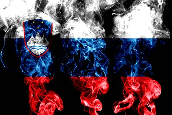 Státní Vlajka Slovinska Vyrobené Barevného Kouře Izolované Černém Pozadí — Stock fotografie