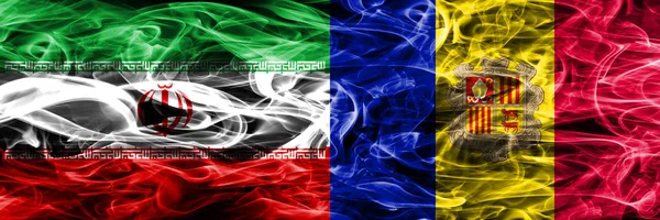 安道尔烟旗并排放置 伊朗和安道尔厚颜色的丝质烟雾旗 — 图库照片
