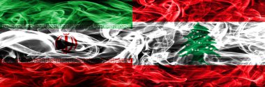 Iran vs duman Lübnan bayrakları yan yana yerleştirilmiş. İran ve Lübnan ipeksi duman bayrakları renkli kalın