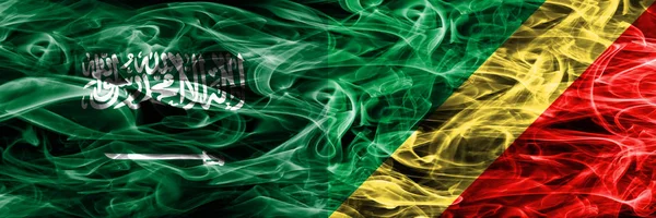 Bandiere Fumogene Arabia Saudita Contro Congo Affiancate Bandiere Fumo Seta — Foto Stock