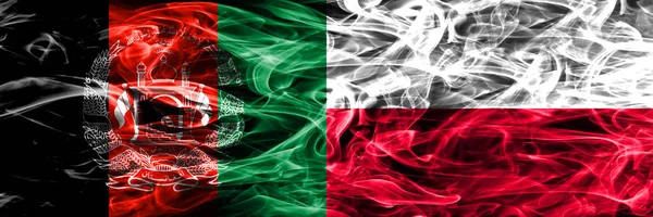 Bandiere Fumogene Afghanistan Polonia Affiancate Bandiere Fumo Spesse Colorate Setose — Foto Stock