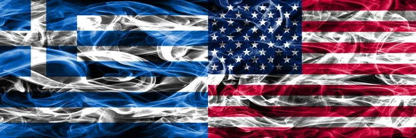 Grecia Estados Unidos América Banderas Humo Colocadas Lado Lado Banderas —  Fotos de Stock