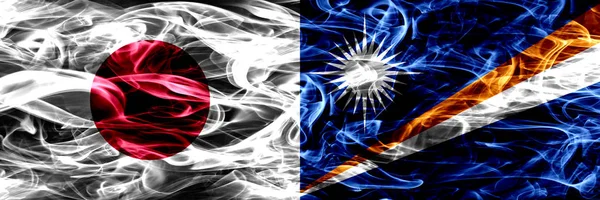 Japan Marshallöarna Rök Flaggor Placeras Sida Vid Sida — Stockfoto