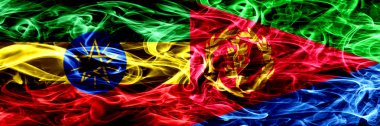 Etiyopya vs Eritre renkli duman bayrakları yan yana yerleştirilmiş
