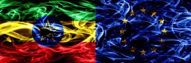 Etiyopya vs Avrupa Birliği, AB renkli bayrakları yan yana yerleştirilmiş duman