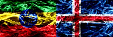 Etiyopya vs İzlanda, İzlandaca renkli bayrakları yan yana yerleştirilmiş duman