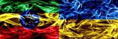 Etiyopya vs Ukrayna, Ukrayna renkli bayrakları yan yana yerleştirilmiş duman